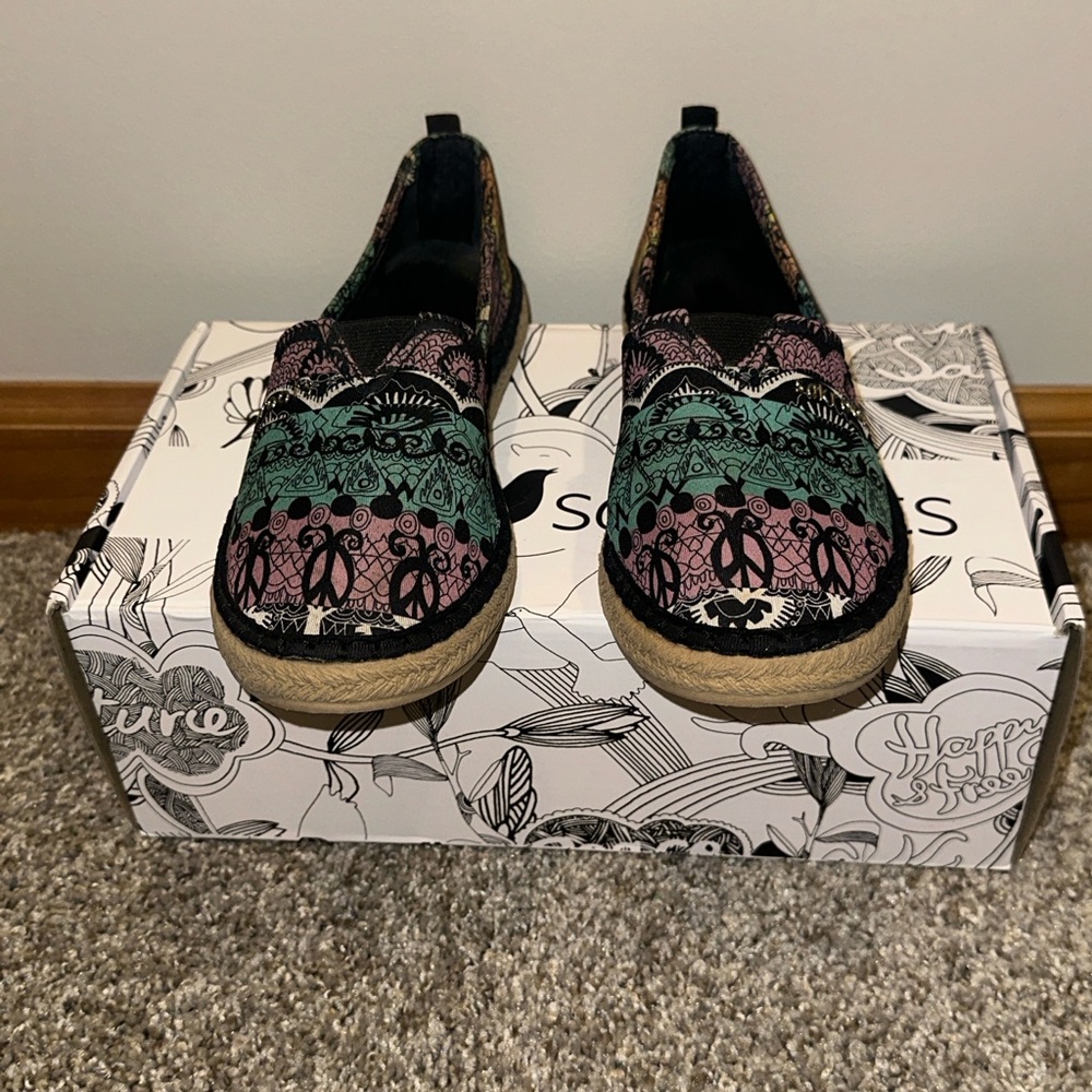 Sakroots Slip-On Shoes